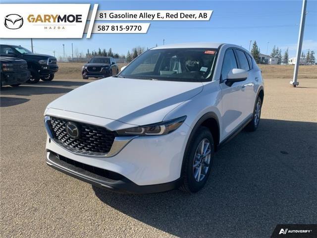 2025 Mazda CX-5 GX (Stk: 5C58276) in Red Deer - Image 1 of 7