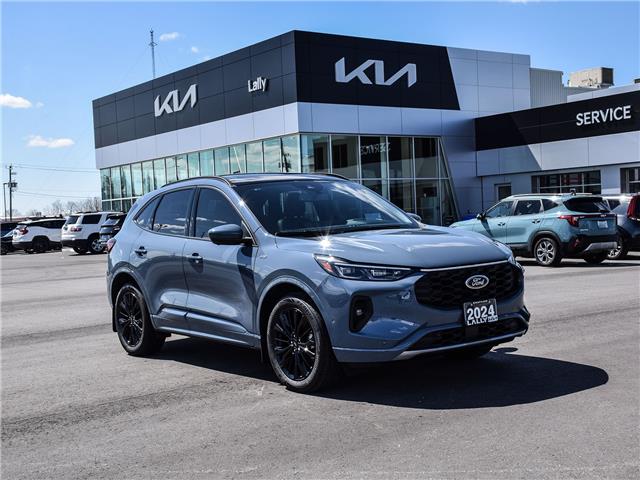 2024 Ford Escape ST-Line Elite (Stk: LK00293T) in Chatham - Image 1 of 30
