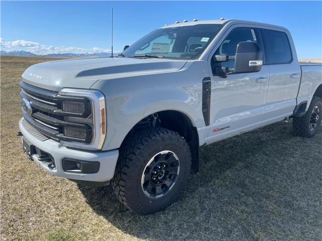 2025 Ford F-350 Platinum (Stk: 25T2876) in Pincher Creek - Image 1 of 16