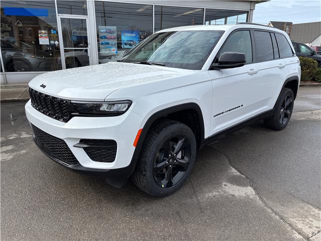 2025 Jeep Grand Cherokee Laredo (Stk: 7416) in Fort Erie - Image 3 of 27