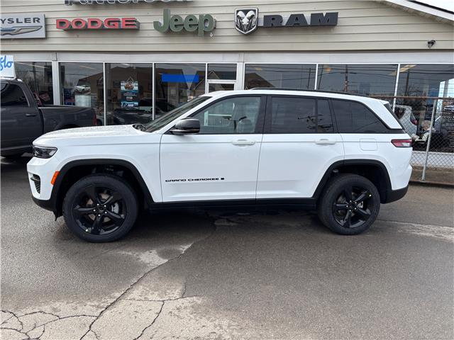 2025 Jeep Grand Cherokee Laredo (Stk: 7416) in Fort Erie - Image 5 of 27