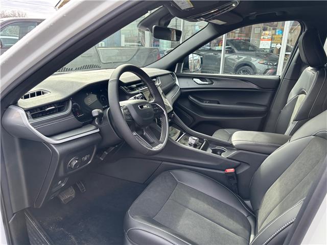 2025 Jeep Grand Cherokee Laredo (Stk: 7416) in Fort Erie - Image 11 of 27