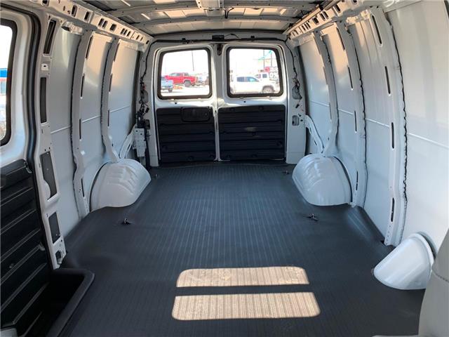 2025 GMC Savana 3500 Work Van (Stk: 218779) in Medicine Hat - Image 18 of 19
