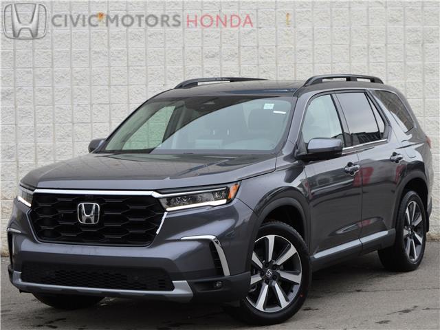 2025 Honda Pilot Touring (Stk: 17-25-0652) in Ottawa - Image 1 of 28