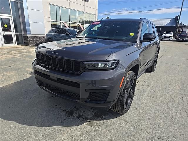 2025 Jeep Grand Cherokee L Laredo (Stk: S061) in Miramichi - Image 1 of 14