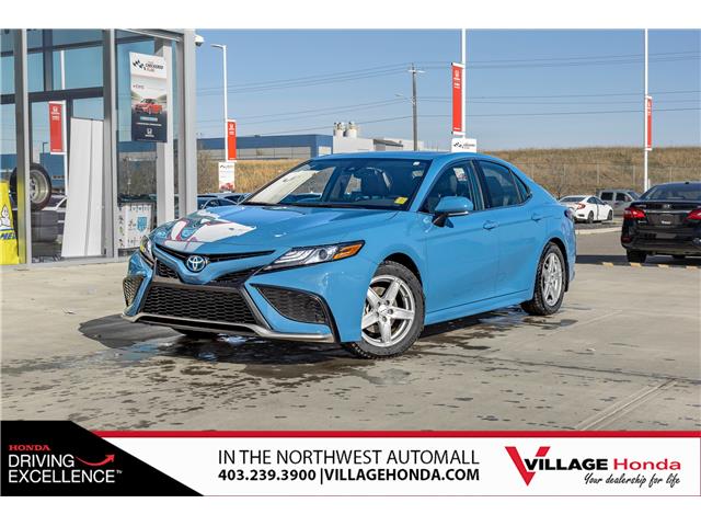 2024 Toyota Camry Hybrid XSE (Stk: SQ1026A) in Calgary - Image 1 of 3