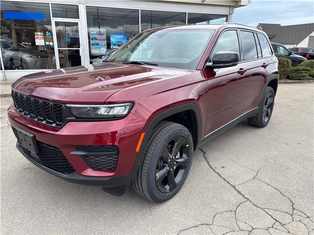 2025 Jeep Grand Cherokee Laredo (Stk: 7415) in Fort Erie - Image 3 of 25