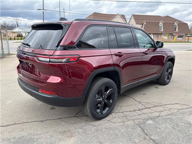 2025 Jeep Grand Cherokee Laredo (Stk: 7415) in Fort Erie - Image 8 of 25