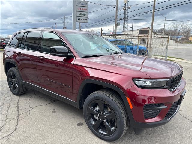 2025 Jeep Grand Cherokee Laredo (Stk: 7415) in Fort Erie - Image 10 of 25