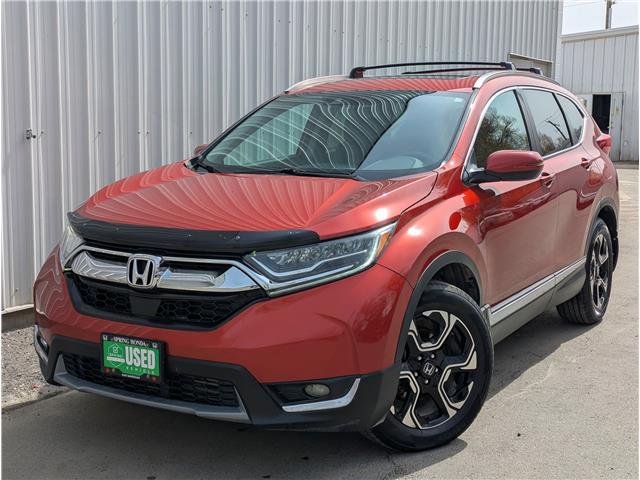 2017 Honda CR-V Touring (Stk: H15135A) in North Cranbrook - Image 1 of 15