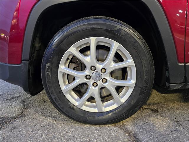 2015 Jeep Cherokee North (Stk: 2504156) in Waterloo - Image 10 of 22