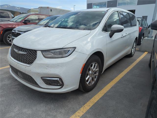 Used 2023 Chrysler Pacifica   Touring L (Leather, Power Doors) - Cranbrook - Cranbrook Toyota