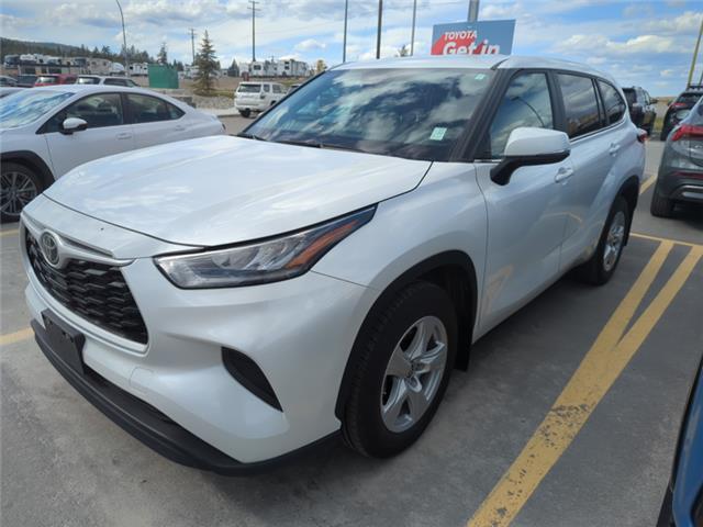 Used 2023 Toyota Highlander    LE (Heated Seats, Apple CarPlay) - Cranbrook - Cranbrook Toyota