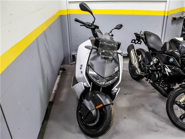 2023 BMW CE04  (Stk: B1247) in Woodbridge - Image 2 of 9