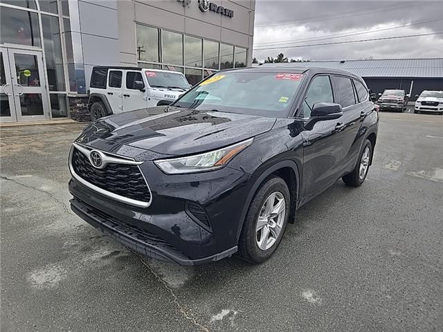 2022 Toyota Highlander LE (Stk: U2496) in Miramichi - Image 1 of 13