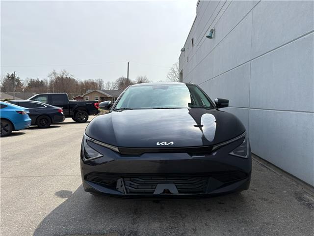 2025 Kia EV6 Land w/Premium Package (Stk: K25193) in Listowel - Image 3 of 40