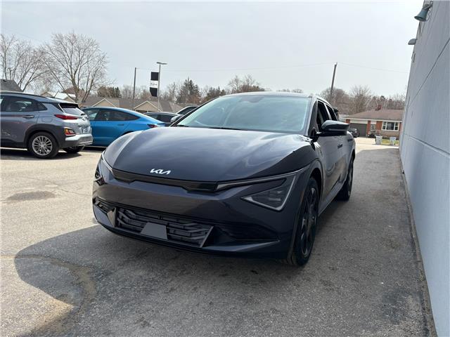 2025 Kia EV6 Land w/Premium Package (Stk: K25193) in Listowel - Image 4 of 40