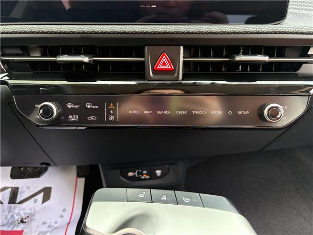 2025 Kia EV6 Land w/Premium Package (Stk: K25193) in Listowel - Image 38 of 40