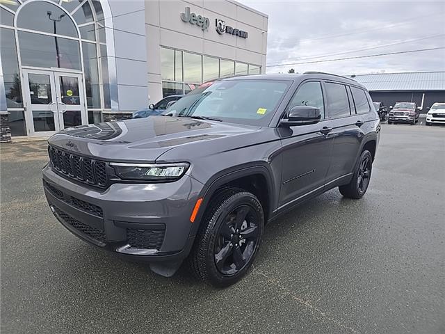 2025 Jeep Grand Cherokee L Laredo (Stk: S058) in Miramichi - Image 1 of 14
