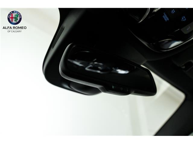 2024 Alfa Romeo Giulia Quadrifoglio (Stk: AR0653) in Calgary - Image 28 of 33 2024 Alfa Romeo Giulia Quadrifoglio (Stk: AR0653) in Calgary - Image 28 of 33