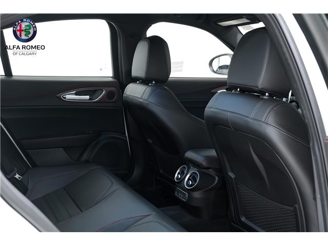 2024 Alfa Romeo Giulia Quadrifoglio (Stk: AR0653) in Calgary - Image 33 of 33 2024 Alfa Romeo Giulia Quadrifoglio (Stk: AR0653) in Calgary - Image 33 of 33