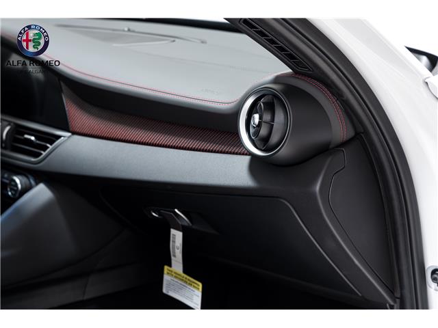 2024 Alfa Romeo Giulia Quadrifoglio (Stk: AR0653) in Calgary - Image 24 of 33 2024 Alfa Romeo Giulia Quadrifoglio (Stk: AR0653) in Calgary - Image 24 of 33