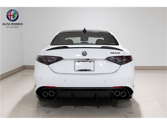 2024 Alfa Romeo Giulia Quadrifoglio (Stk: AR0653) in Calgary - Image 6 of 33 2024 Alfa Romeo Giulia Quadrifoglio (Stk: AR0653) in Calgary - Image 6 of 33