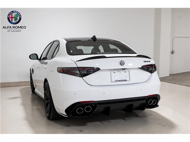 2024 Alfa Romeo Giulia Quadrifoglio (Stk: AR0653) in Calgary - Image 8 of 33 2024 Alfa Romeo Giulia Quadrifoglio (Stk: AR0653) in Calgary - Image 8 of 33