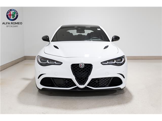 2024 Alfa Romeo Giulia Quadrifoglio (Stk: AR0653) in Calgary - Image 2 of 33 2024 Alfa Romeo Giulia Quadrifoglio (Stk: AR0653) in Calgary - Image 2 of 33
