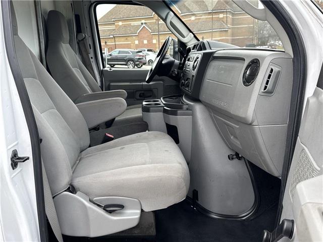 2019 Ford E-450 Cutaway  (Stk: ATNP3494) in Vaughan - Image 21 of 34
