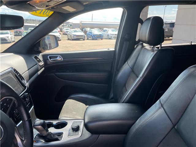2019 Jeep Grand Cherokee Laredo in Charlottetown - Image 11 of 23
