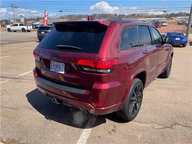 2019 Jeep Grand Cherokee Laredo in Charlottetown - Image 7 of 23