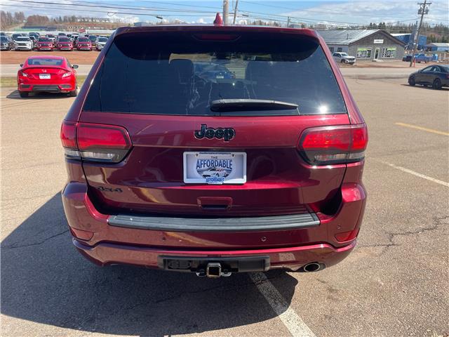 2019 Jeep Grand Cherokee Laredo in Charlottetown - Image 8 of 23