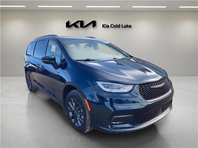 2022 Chrysler Pacifica Touring (Stk: UPN151) in Cold Lake - Image 1 of 16