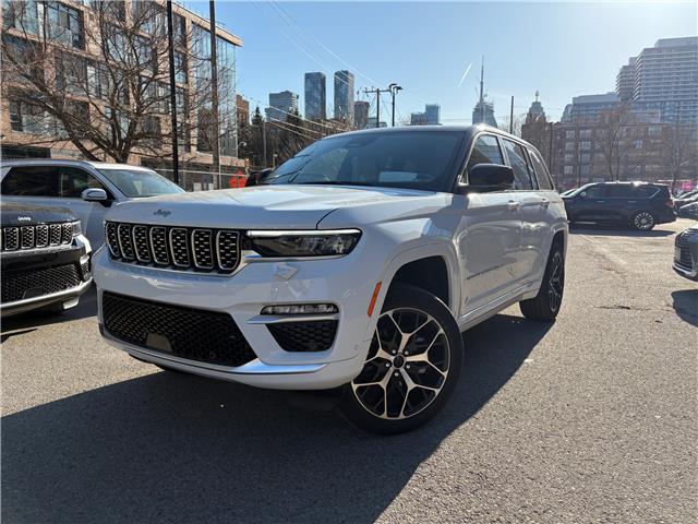 2025 Jeep Grand Cherokee Summit (Stk: T8241) in Toronto - Image 1 of 1