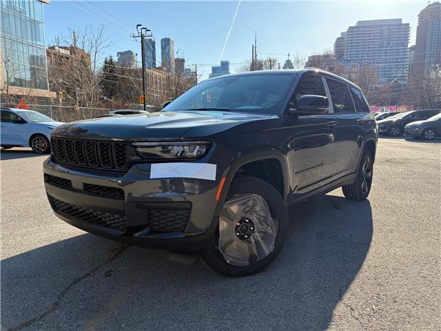 2025 Jeep Grand Cherokee L Laredo (Stk: T8239) in Toronto - Image 1 of 1
