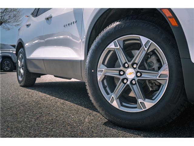2023 Chevrolet Blazer LT (Stk: LC2546) in Surrey - Image 1 of 18