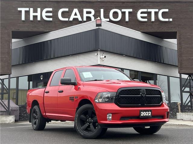 2022 RAM 1500 CLASSIC EXPRESS 4X4 CREW CAB 5.7' BOX (Stk: 25170) in Sudbury - Image 1 of 24