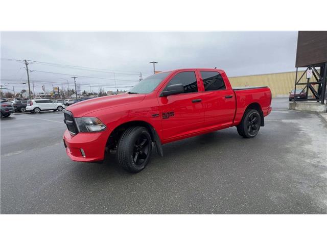2022 RAM 1500 CLASSIC EXPRESS 4X4 CREW CAB 5.7' BOX (Stk: 25170) in Sudbury - Image 4 of 24