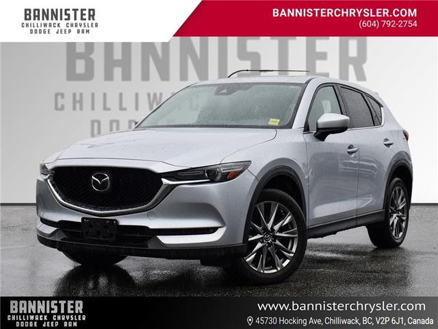 2019 Mazda CX-5 Signature (Stk: 30U19835) in Chilliwack - Image 1 of 28