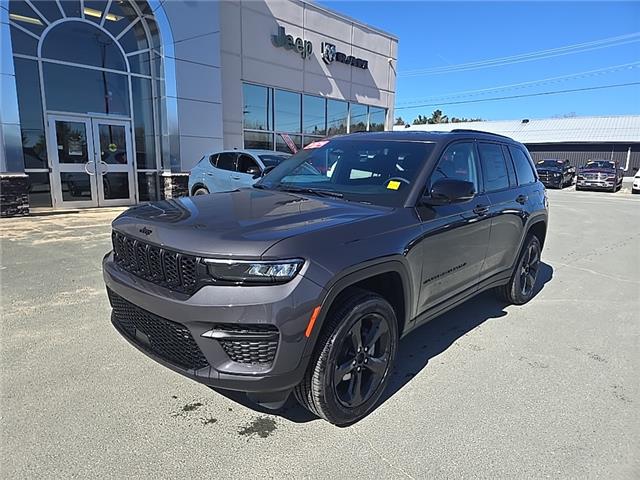 2025 Jeep Grand Cherokee Laredo (Stk: S089) in Miramichi - Image 1 of 13