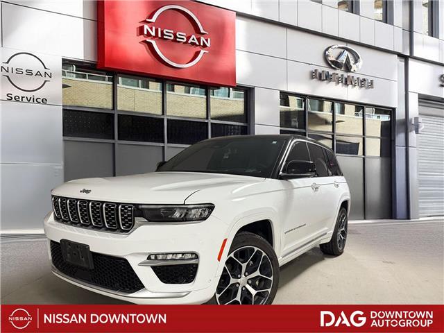 2023 Jeep Grand Cherokee Summit (Stk: NP16268) in Toronto - Image 1 of 27