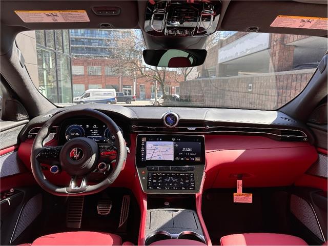 2025 Maserati Grecale Trofeo (Stk: 418MA) in Toronto - Image 13 of 28