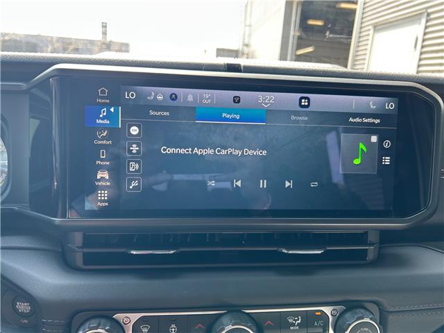 2024 Jeep Wrangler 4xe Sahara (Stk: P24685D) in London - Image 14 of 21