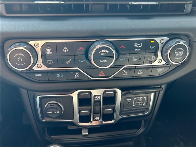 2024 Jeep Wrangler 4xe Sahara (Stk: P24685D) in London - Image 15 of 21