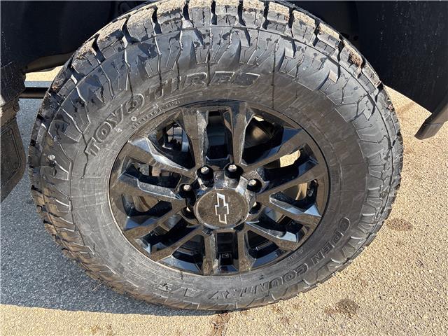 2025 Chevrolet Silverado 2500HD LTZ (Stk: 13656) in Roblin - Image 5 of 20 2025 Chevrolet Silverado 2500HD LTZ (Stk: 13656) in Roblin - Image 5 of 20