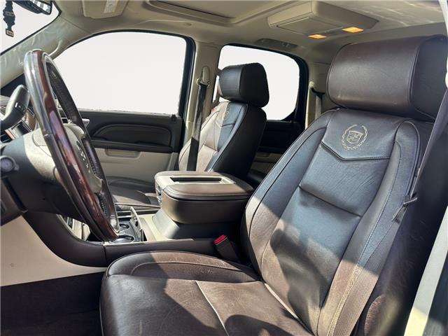 2012 Cadillac Escalade Base (Stk: PT3112) in Regina - Image 9 of 23 2012 Cadillac Escalade Base (Stk: PT3112) in Regina - Image 9 of 23