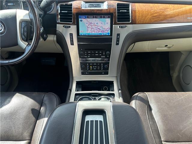 2012 Cadillac Escalade Base (Stk: PT3112) in Regina - Image 11 of 23 2012 Cadillac Escalade Base (Stk: PT3112) in Regina - Image 11 of 23