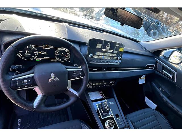 2025 Mitsubishi Outlander PHEV LE (Stk: 25P8996) in Cranbrook - Image 5 of 12 2025 Mitsubishi Outlander PHEV LE (Stk: 25P8996) in Cranbrook - Image 5 of 12