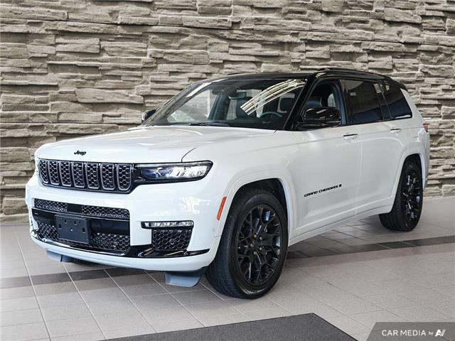 2025 Jeep Grand Cherokee L Summit (Stk: J5247) in Brantford - Image 1 of 16